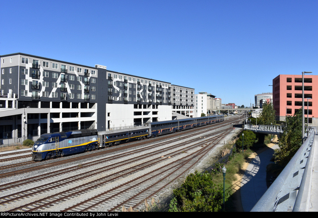 Amtrak Train # 711 getting closer and closer to the Bayfront Pedestrian Bridge